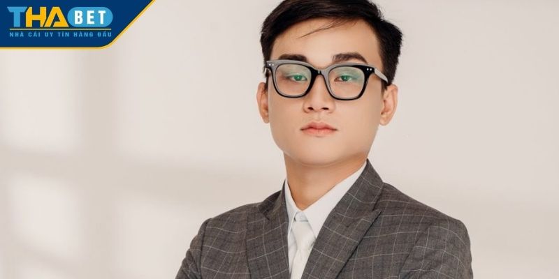 CEO tài ba từ chàng kỹ sư công nghệ đến nhà lãnh đạo